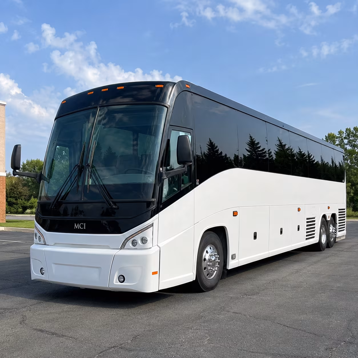 conference shuttles between north miami and the miami beach convention center
