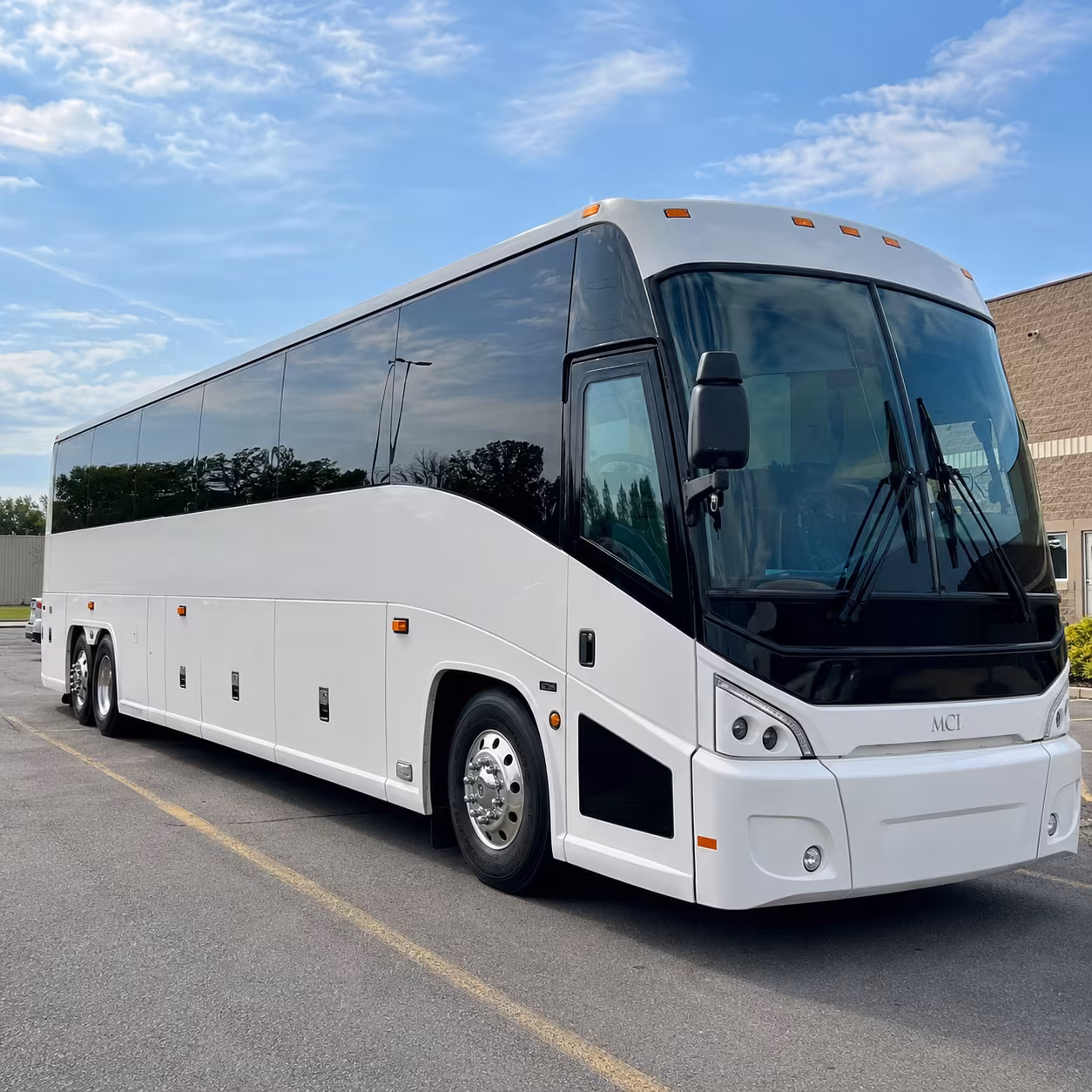 group transportation to hard rock stadium and kaseya center from north miami