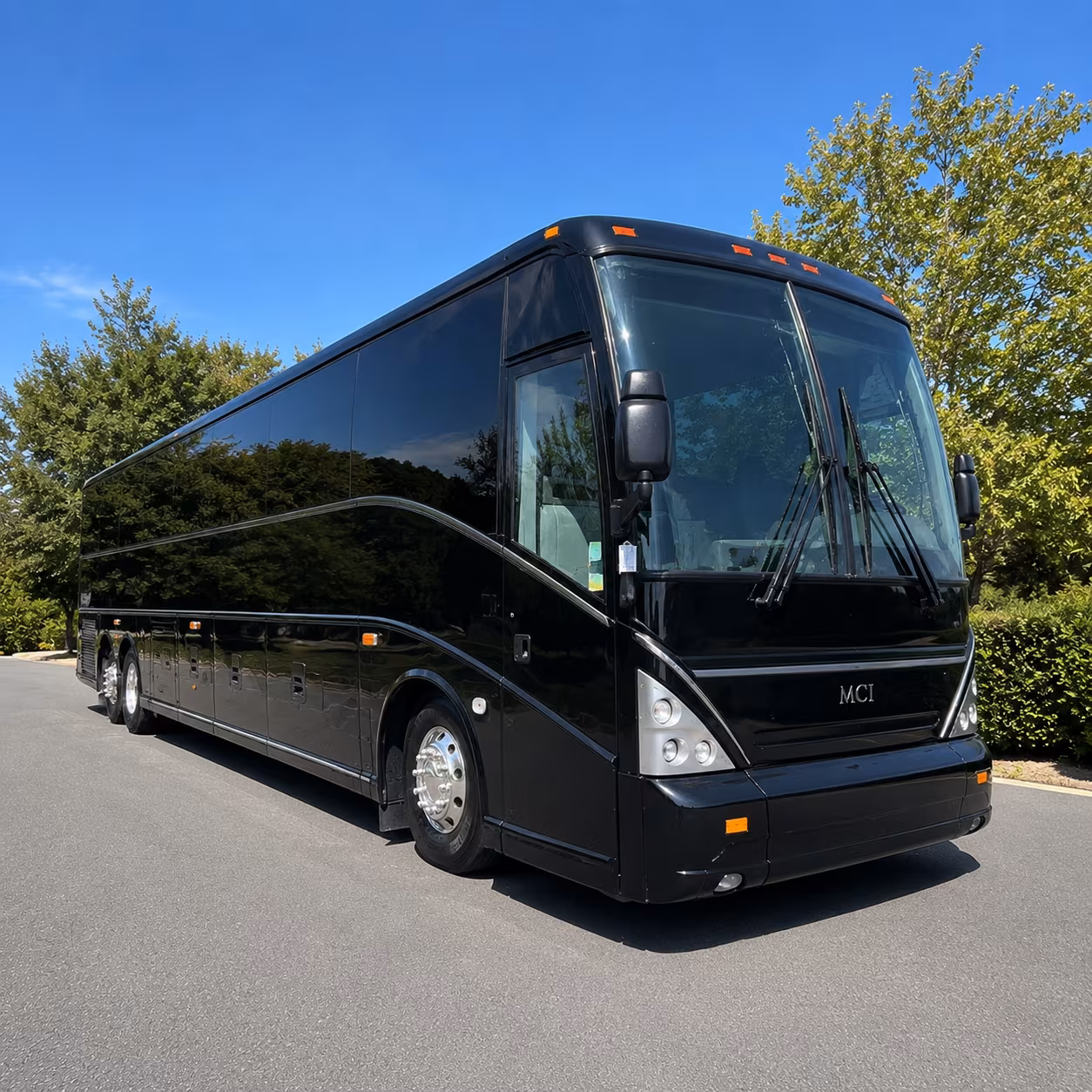 shuttle guests between north miami hotels and your wedding venue with ease